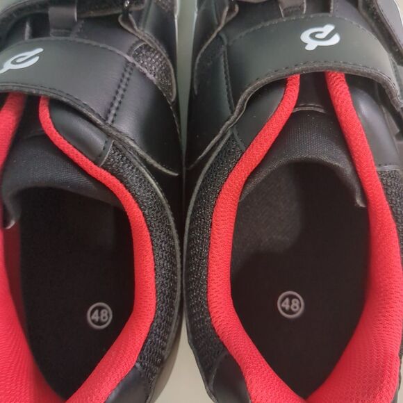 Peloton PL-SH-B Men\'s Cycling Shoes Size 48 / US 13.5 Black White Red w/ Cleats